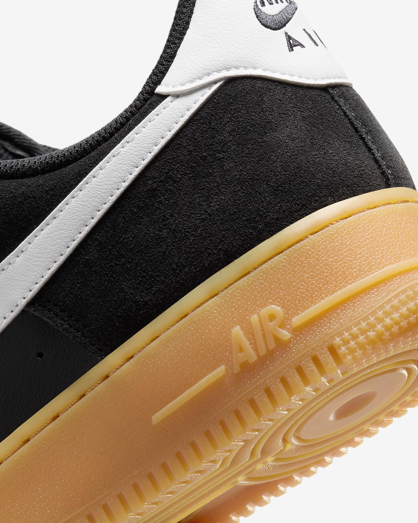 Nike Air Force 1 '07 LV8
