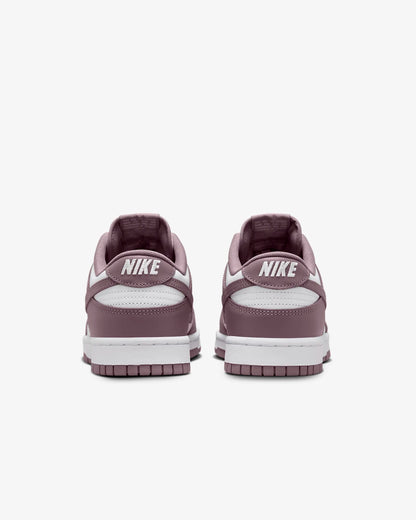 Nike Dunk Low Retro